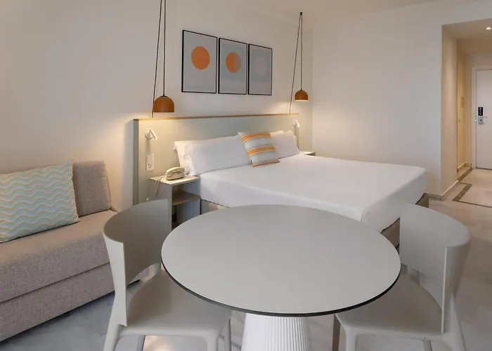 Sol By Melia Malaga Guadalmar